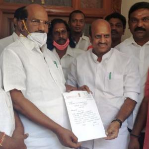 2 more MLAs quit in Pondy; govt's strength drops to 11