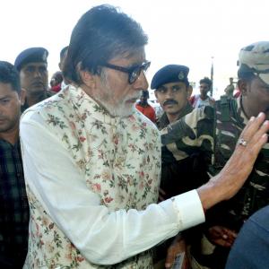 Amitabh Bachchan hints at undergoing surgery