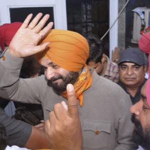 Will work with every member of Cong family: Sidhu