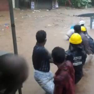 Heavy rains: IMD's red alert in 5 Kerala districts