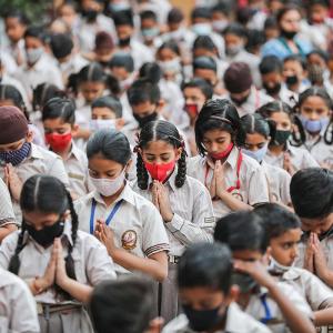 'Covid test, mask must to curb virus spread in Delhi'