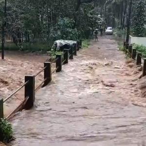 Heavy rains claim 18 lives in Kerala, displace 1000s