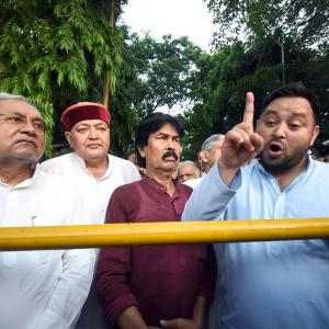 Nitish resigns as Bihar CM, breaks alliance with BJP