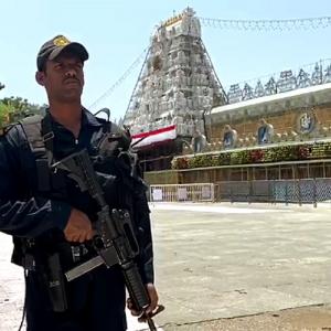 Tirupati expects Rs 1000 cr from devotees' offerings