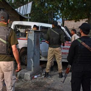 ASI killed, 2 cops hurt in Srinagar terrorist attack
