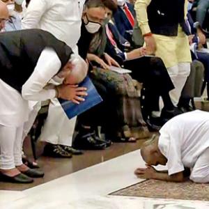 Who Did Modi Bow To?