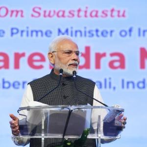 India moving at speed and scale, Modi tells diaspora
