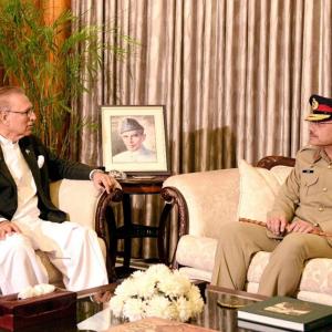 Pakistan appoints former top spy as new Army chief
