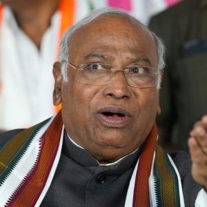 Kharge: Non-Gandhi Cong chief, but a Gandhi loyalist