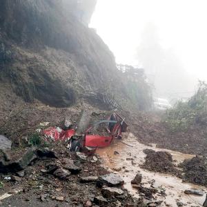 Landslides, Floods Create Havoc In HP