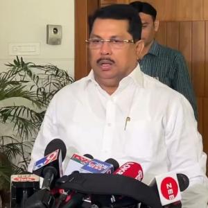 Maha LoP says 'main seat' of govt will change in...