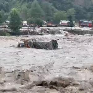 18 killed in monsoon fury in Himachal; 300 stranded
