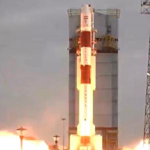 ISRO places PSLV's 4th stage rocket in lower orbit