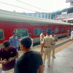 RPF jawan shoots 4 dead onboard Jaipur-Mumbai train