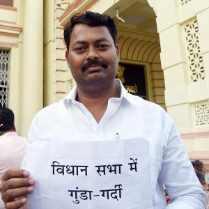 BJP MLA suspended for breaking mike in Bihar House