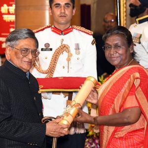 S M Krishna, Kumar Mangalam Birla get Padma awards