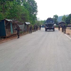Manipur militants gun down 2 policemen, fire RPGs