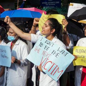 Kerala doc killing: HC warns police as medicos strike