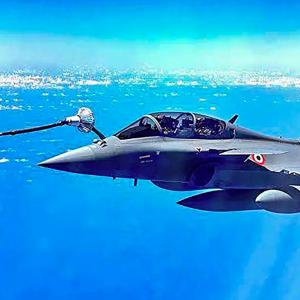 Message to China: India flies Rafales in Indian Ocean