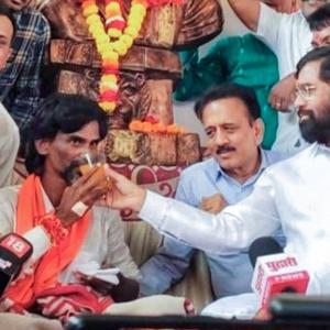 Hunger strike if no Maratha quota by Oct 24: Jarange