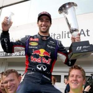 Australian Ricciardo wins dramatic Hungarian Grand Prix