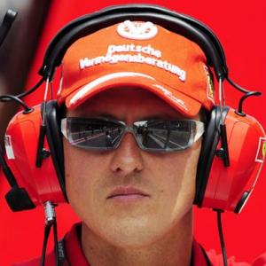 Schumacher may return if Ferrari get third car