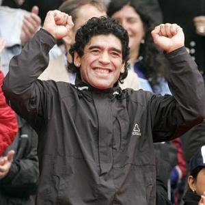 The best footballer ever: Pele or Maradona?