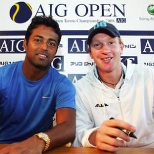 World Tour Finals: Paes-Dlouhy lose to debutants