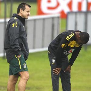 Brazil coach Dunga backs discipline over flair