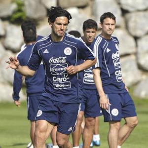 Paraguay to pin hopes on strike trio to contain NZ