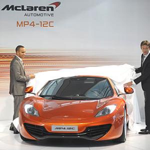McLaren unveil supercar to tackle Ferrari in the auto market