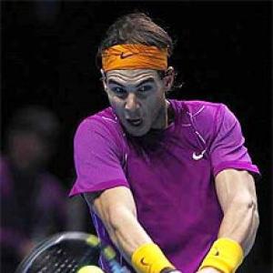 Nadal fights off Murray to reach final