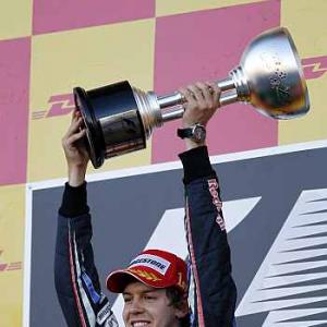 Vettel wins Japanese GP in Red Bull one-two