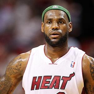 LeBron James acquires minority stake in Liverpool