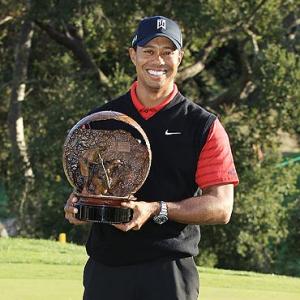 Tiger ends two-year title drought with Chevron win