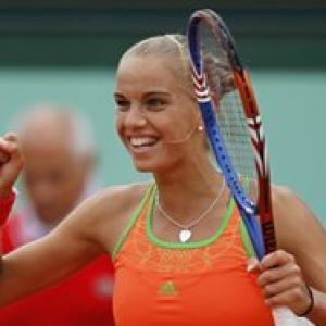 Rus knocks Clijsters out of French Open