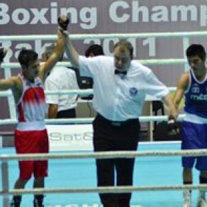 Devendro, Jai in pre-quarters, Akhil out of World boxing