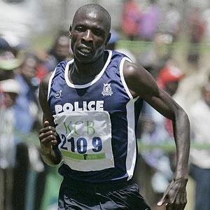 Mosop wins Chicago Marathon in course record