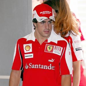 Alonso challenges Vettel to triple crown