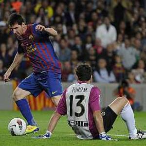 La Liga: Messi's Barca double, Higuain shines for Real