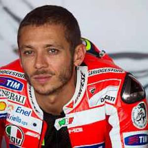 Rossi retirement denied after Simoncelli death