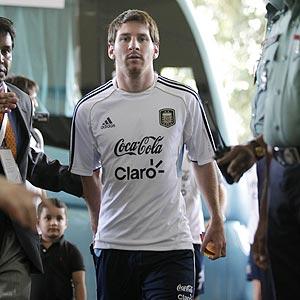 Overpriced tickets cloud Messi's Dhaka visit