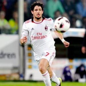 Milan's Pato ruled out for four weeks