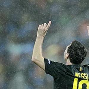 Champions League: Messi sets up Barca win, Milan down Plzen
