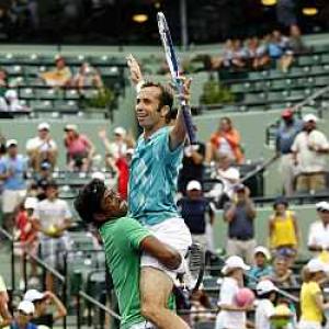 Leander Paes wins third straight doubles crown in Miami