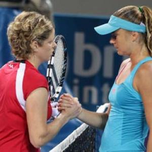 Brisbane International: Clijsters injured, Murray beats Baghdatis
