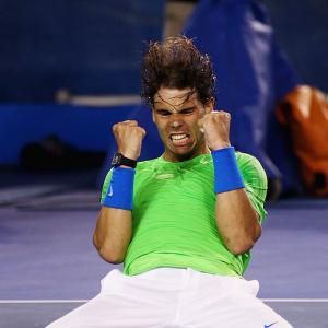Aus Open: Nadal edges Federer in Melbourne thriller
