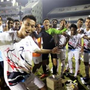 'Services enjoy an edge in Santosh Trophy final'