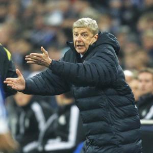 EPL: Wenger struggling for answers after new setback