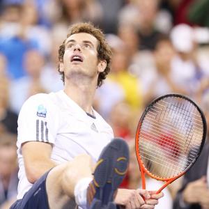 US Open: Murray, Williams and Federer reach quarters